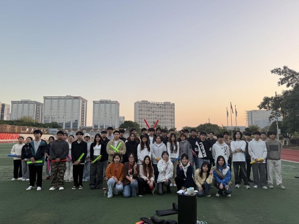 同心聚力育心灵 携手同行共成长 ——信息工程学院举办心理委员素质拓展活动